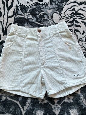 015 - VINTAGE 80s OCEAN PACIFIC SURFING CORDUROY SHORTS